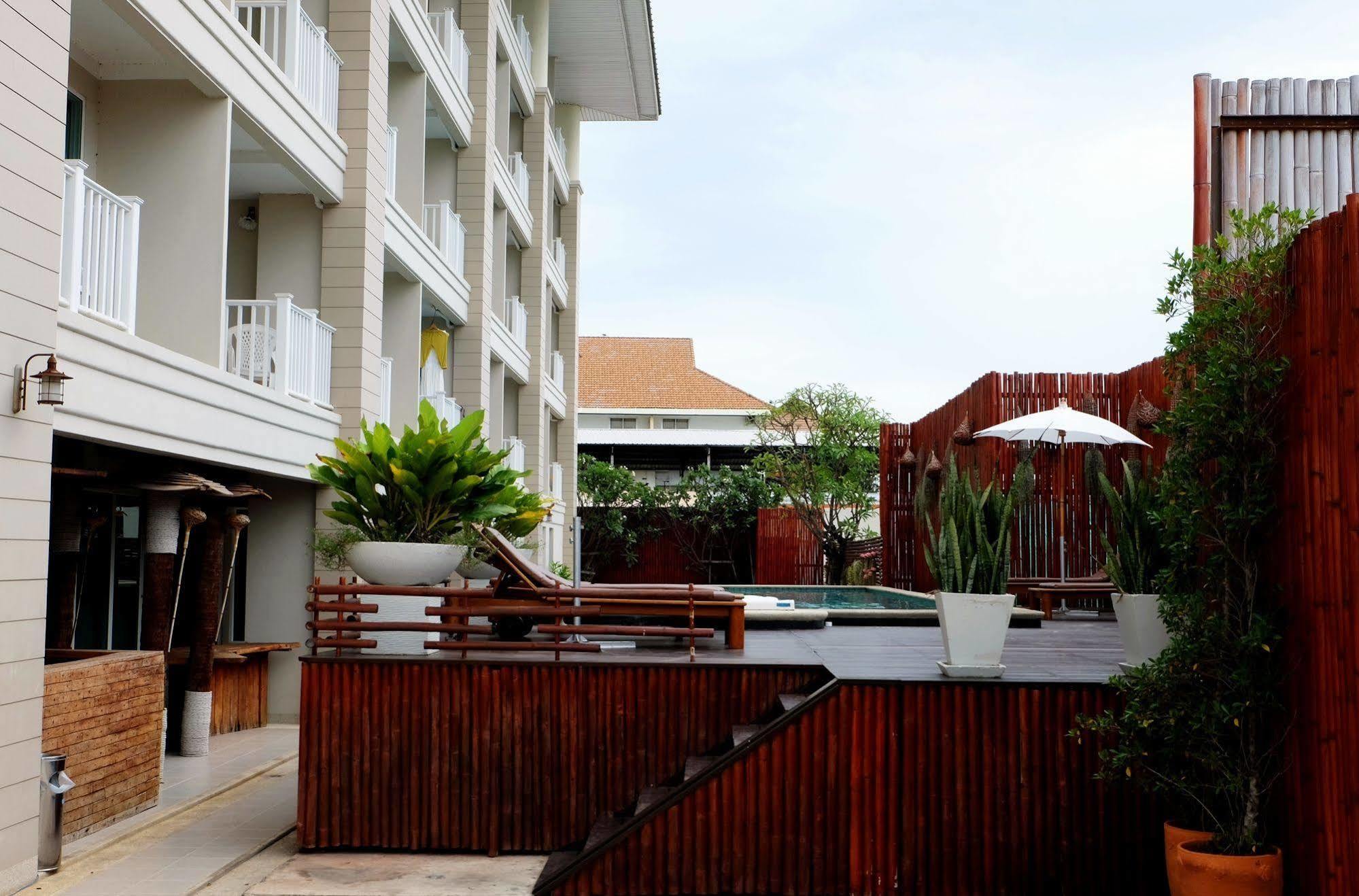 51 Fashion Hotel Hua Hin Exterior photo